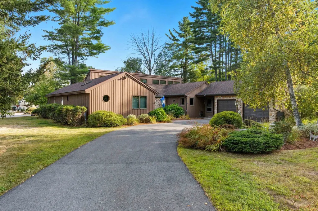 71 Crimson Drive Laconia NH 03246