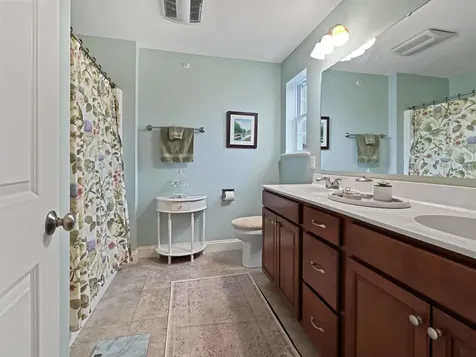 127 Cowbell Crossing Atkinson NH 03811