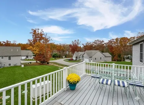 127 Cowbell Crossing Atkinson NH 03811