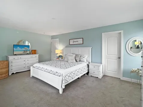 127 Cowbell Crossing Atkinson NH 03811