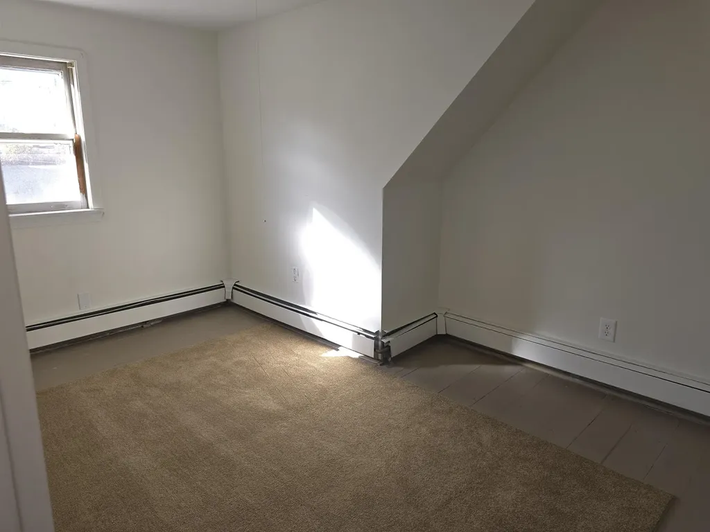 122 Sessions Street Berlin NH 03570