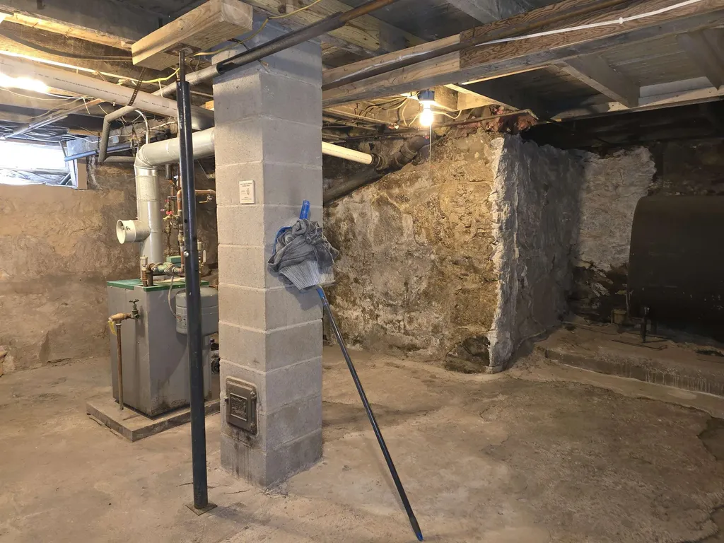 122 Sessions Street Berlin NH 03570