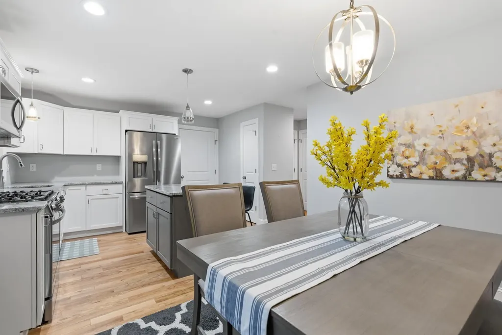 599 W Hollis Street Nashua NH 03062