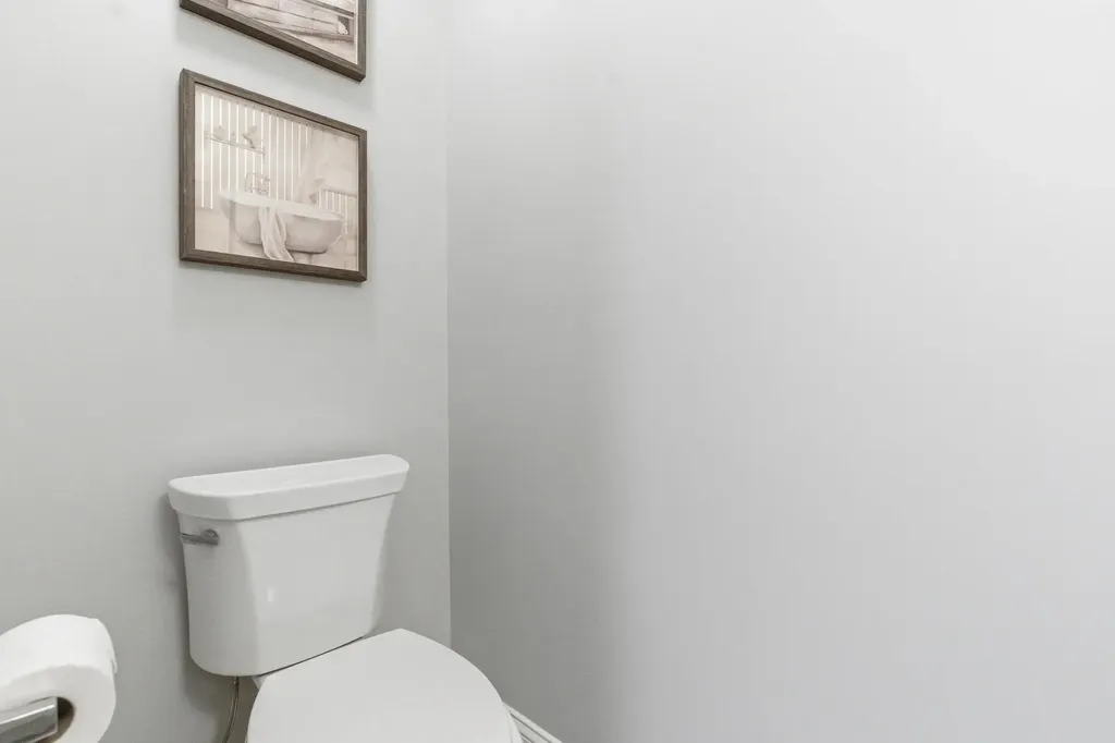 599 W Hollis Street Nashua NH 03062