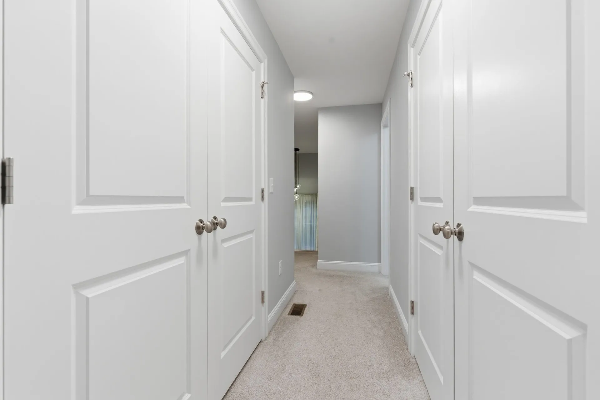 599 W Hollis Street Nashua NH 03062