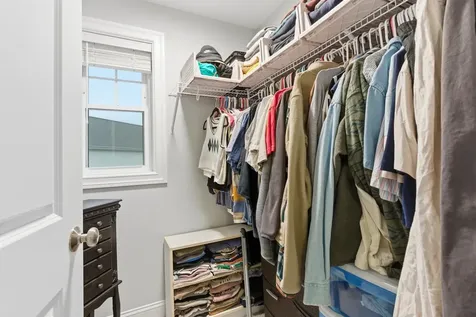 599 W Hollis Street Nashua NH 03062