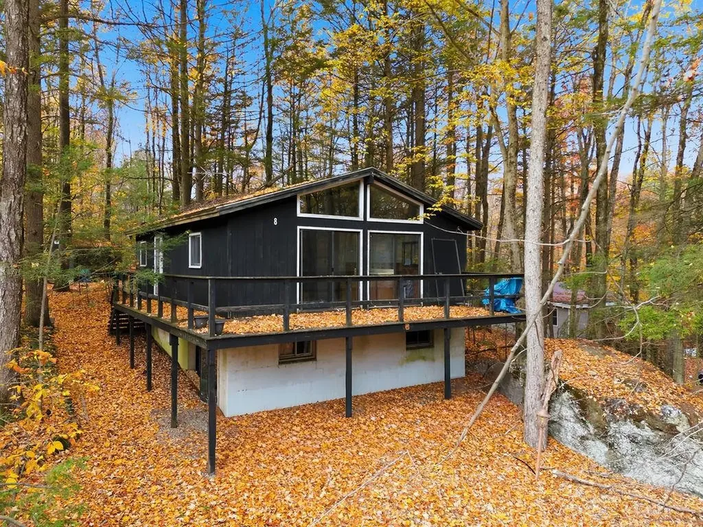 8 King Arthur Drive Farmington NH 03835