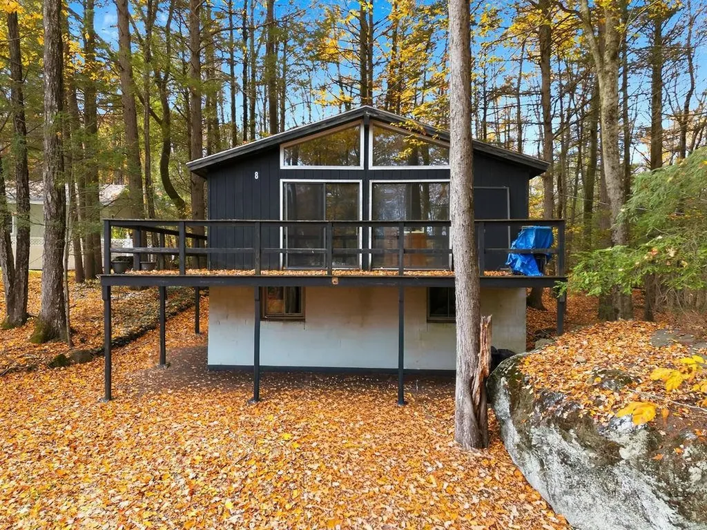 8 King Arthur Drive Farmington NH 03835