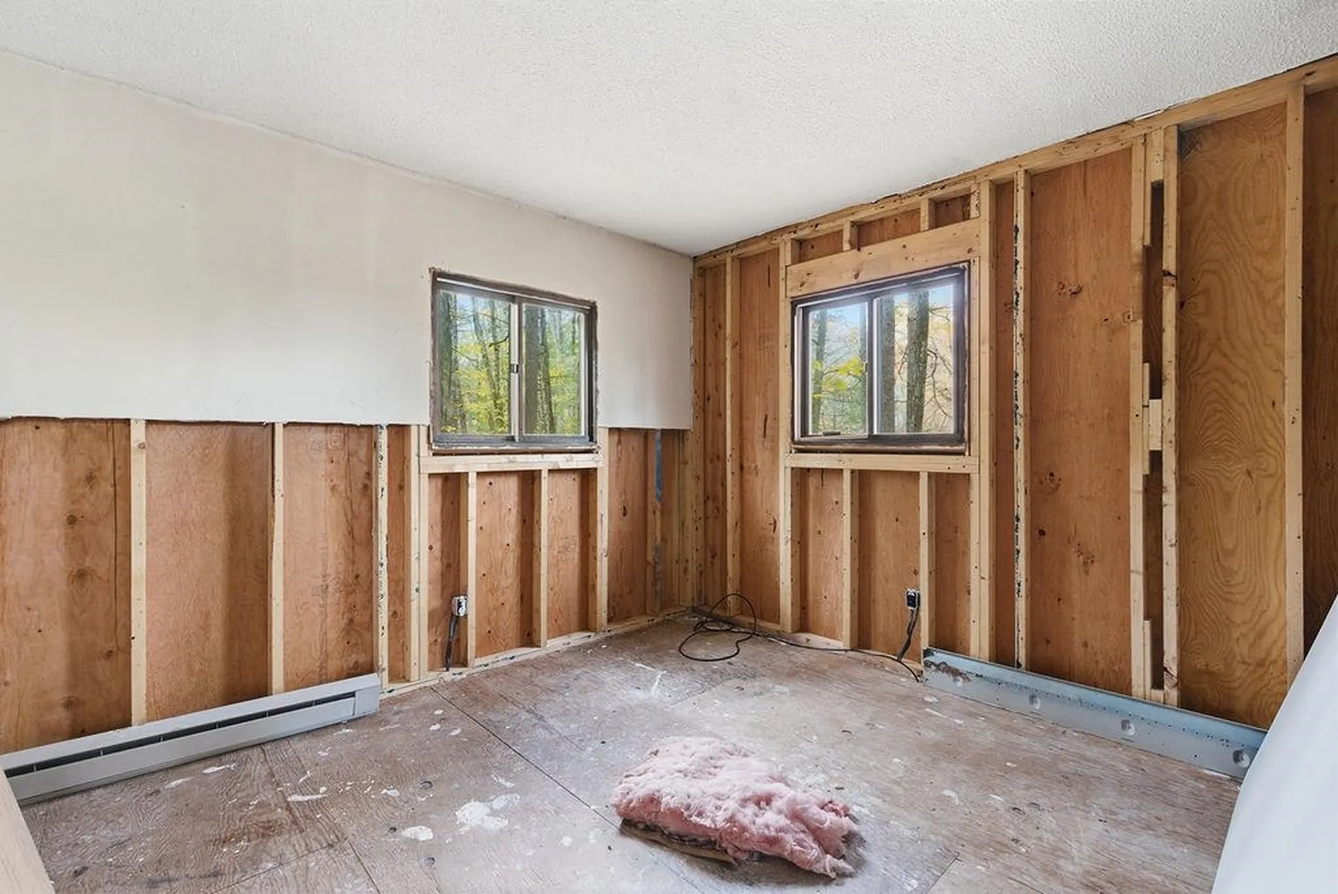 8 King Arthur Drive Farmington NH 03835