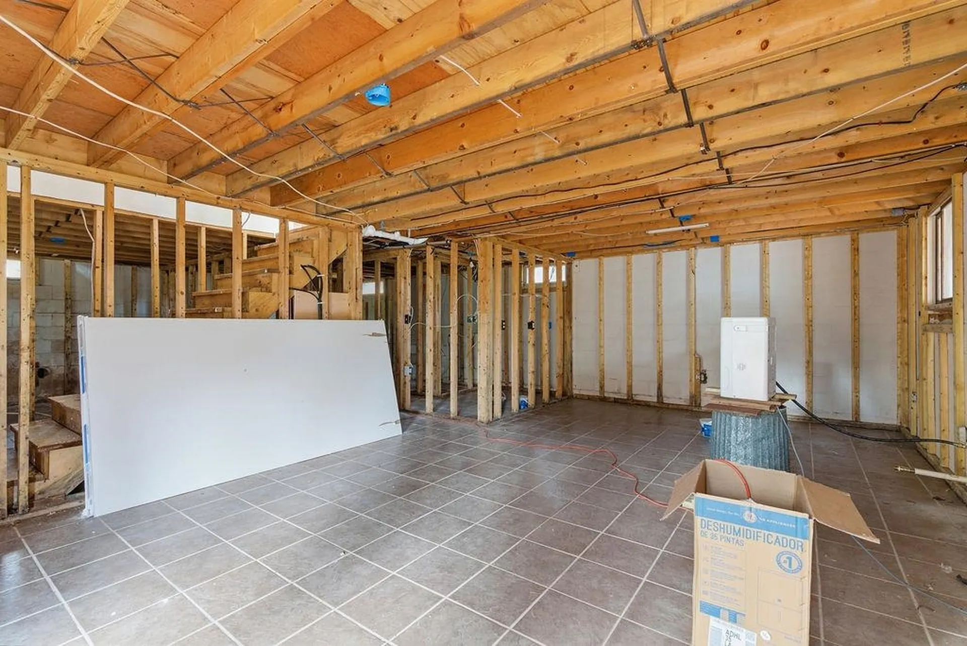 8 King Arthur Drive Farmington NH 03835