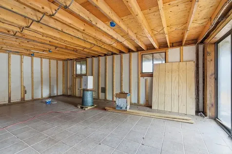 8 King Arthur Drive Farmington NH 03835