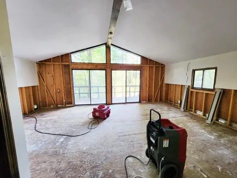 8 King Arthur Drive Farmington NH 03835