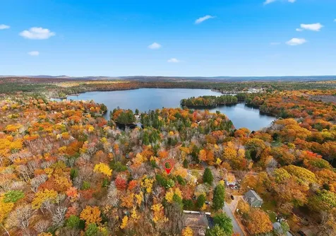 8 King Arthur Drive Farmington NH 03835