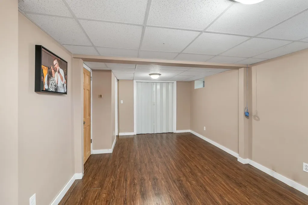 380 Rockland Avenue Manchester NH 03102