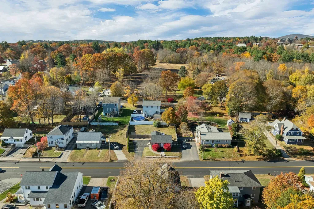 380 Rockland Avenue Manchester NH 03102