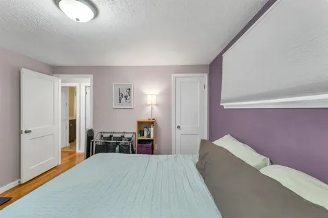 380 Rockland Avenue Manchester NH 03102