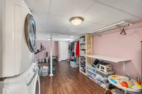 380 Rockland Avenue Manchester NH 03102