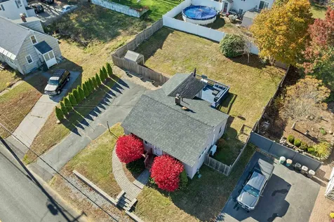 380 Rockland Avenue Manchester NH 03102