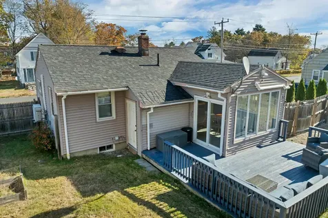 380 Rockland Avenue Manchester NH 03102