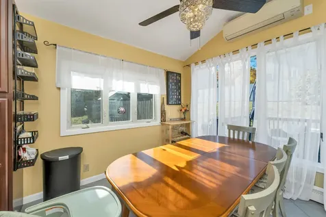 380 Rockland Avenue Manchester NH 03102