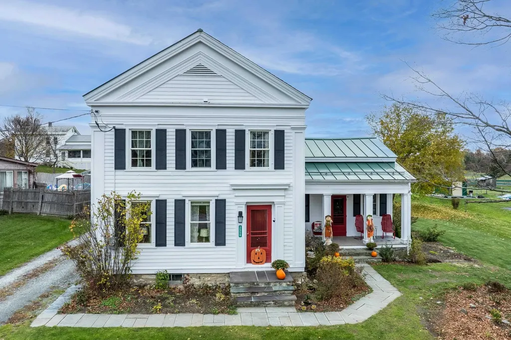 2558 Old Stage Road Benson VT 05743