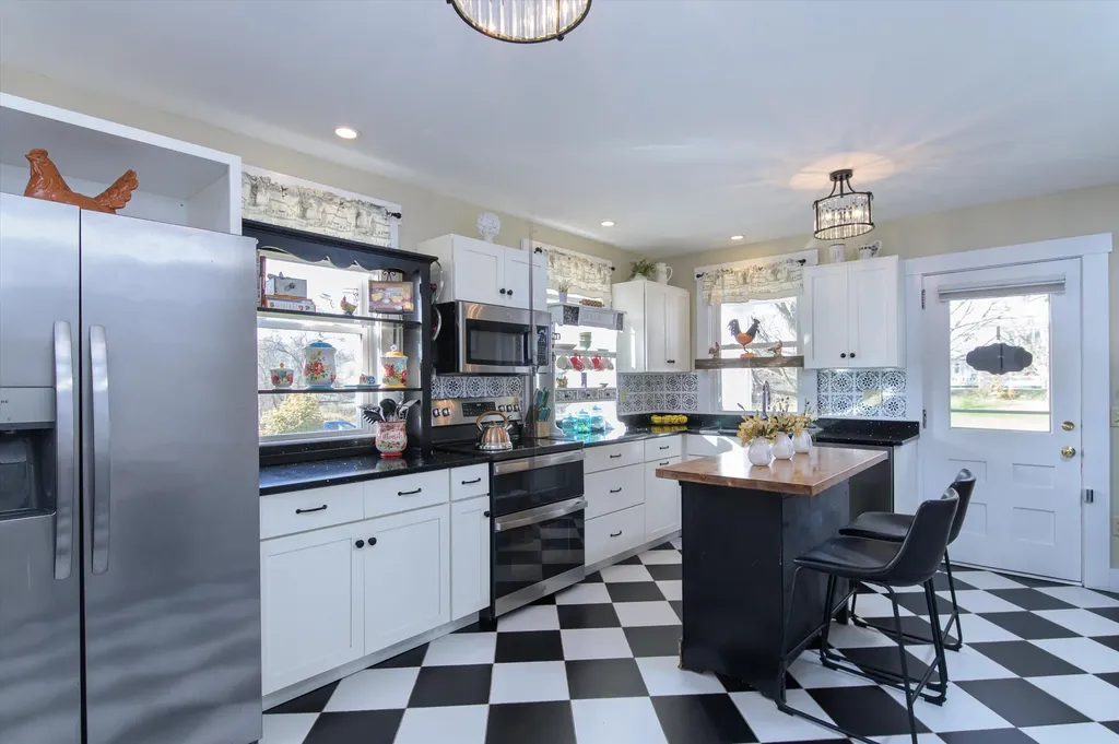 2558 Old Stage Road Benson VT 05743