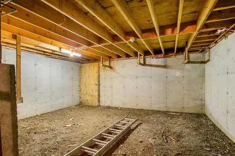 13 Water Street Lancaster NH 03584