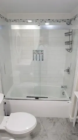 93 E Huntress Pond Road Barnstead NH 03225