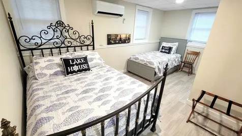 93 E Huntress Pond Road Barnstead NH 03225