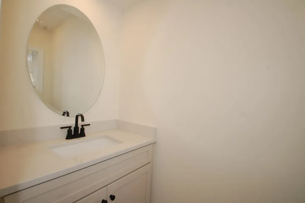 3B Dearborn Circle Goffstown NH 03045