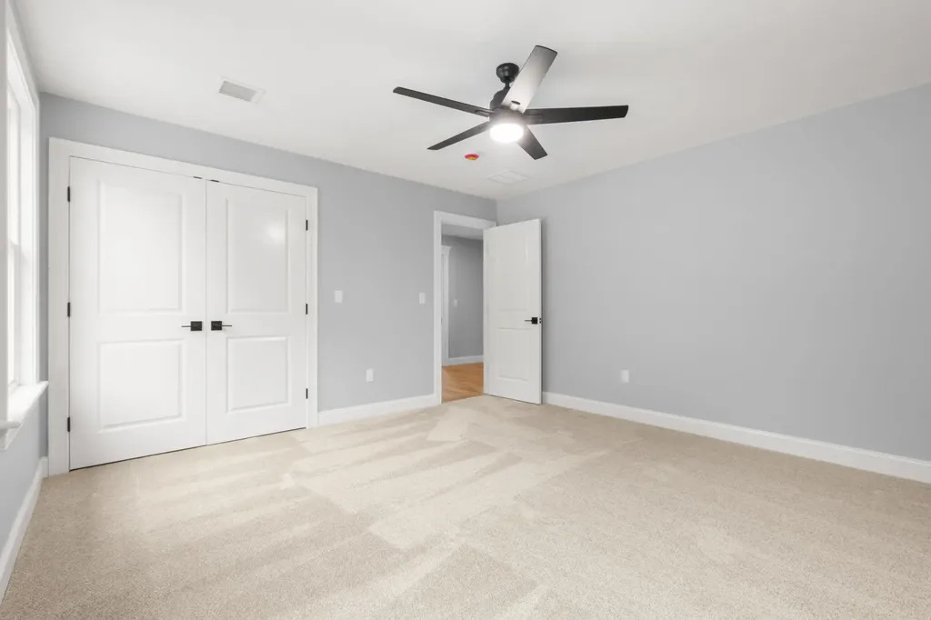 139 North Road East Kingston NH 03827