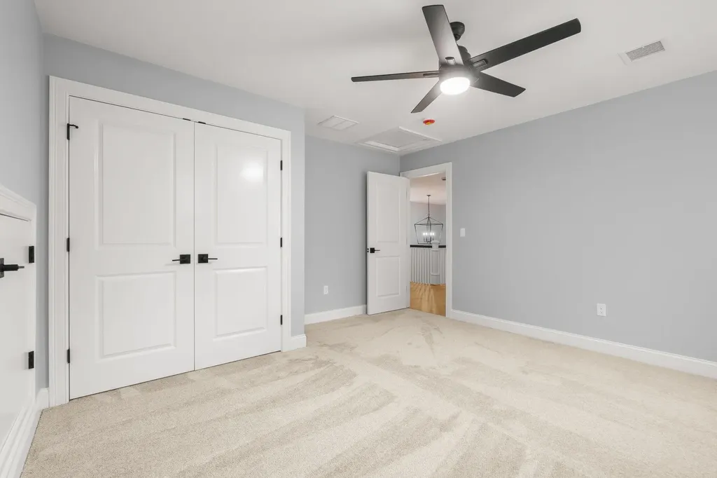 139 North Road East Kingston NH 03827