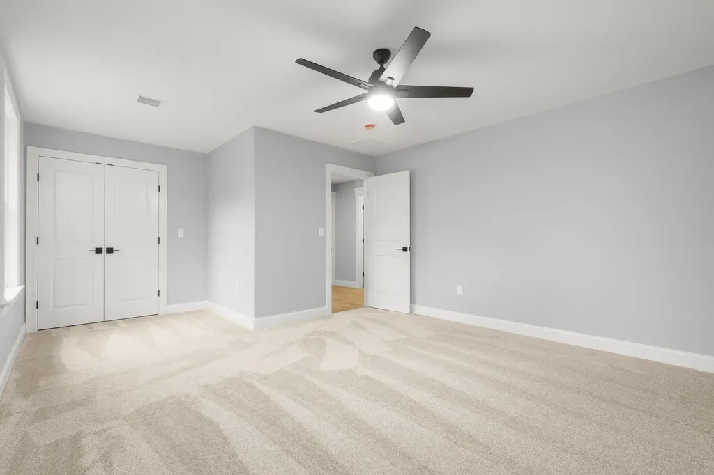 139 North Road East Kingston NH 03827