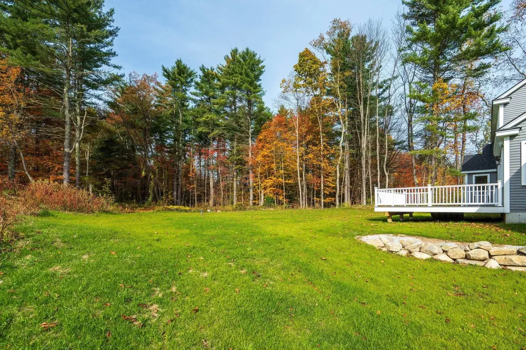 139 North Road East Kingston NH 03827