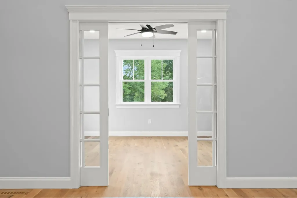 139 North Road East Kingston NH 03827