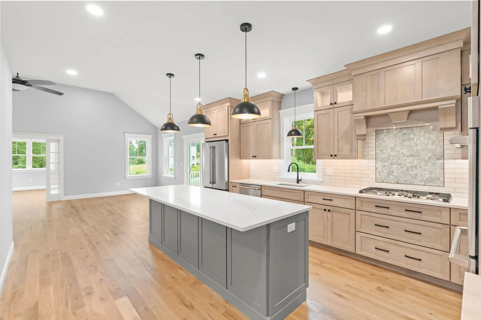 139 North Road East Kingston NH 03827