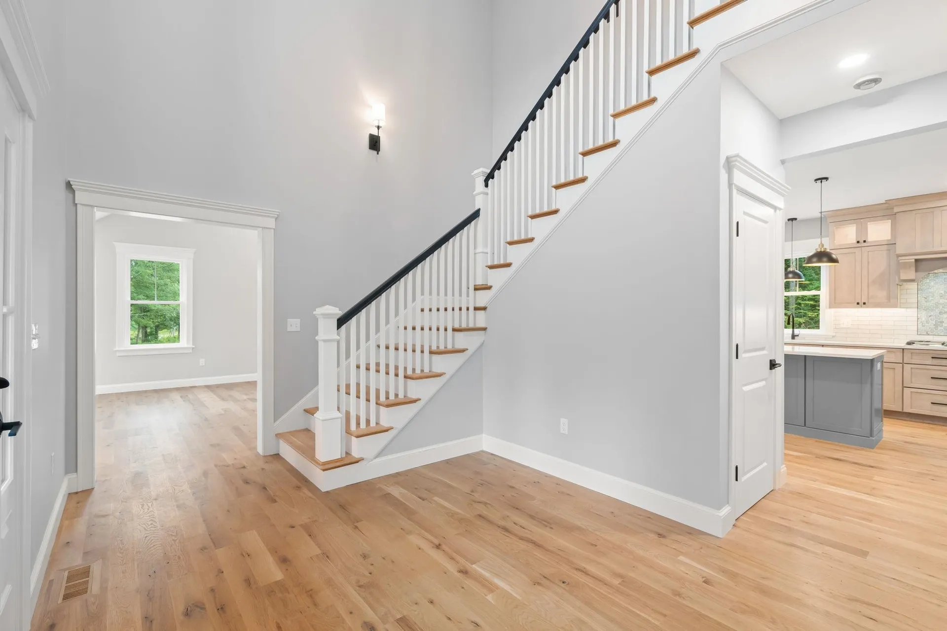 139 North Road East Kingston NH 03827