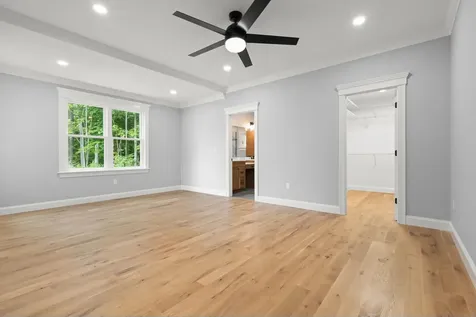 139 North Road East Kingston NH 03827