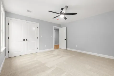 139 North Road East Kingston NH 03827