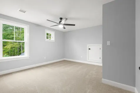 139 North Road East Kingston NH 03827