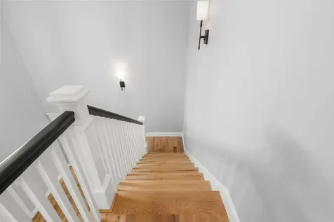 139 North Road East Kingston NH 03827