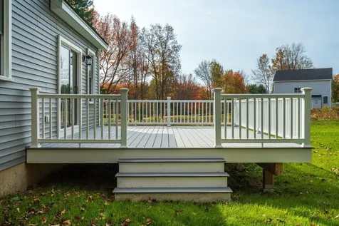 139 North Road East Kingston NH 03827