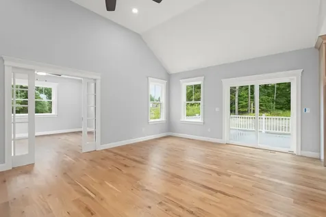 139 North Road East Kingston NH 03827