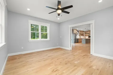 139 North Road East Kingston NH 03827