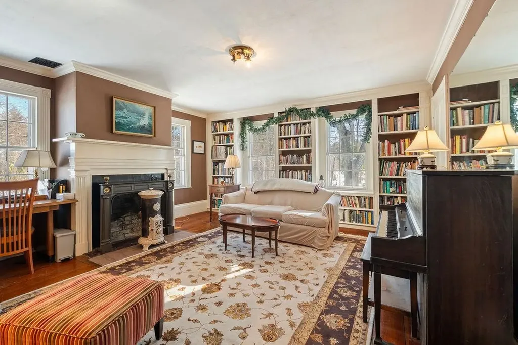 337 Middle Road Brentwood NH 03833