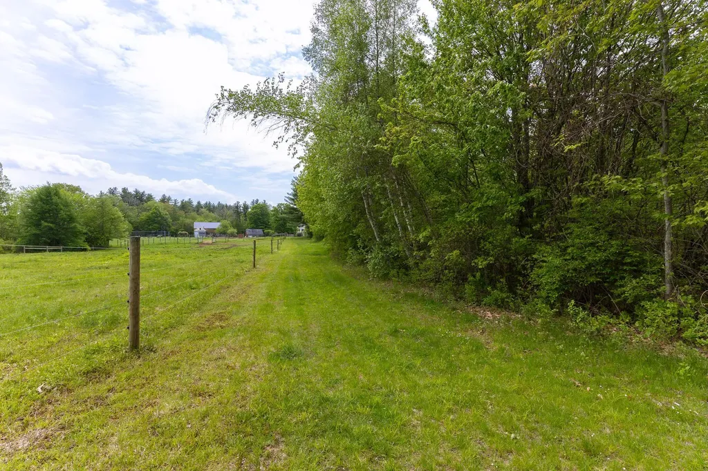 337 Middle Road Brentwood NH 03833