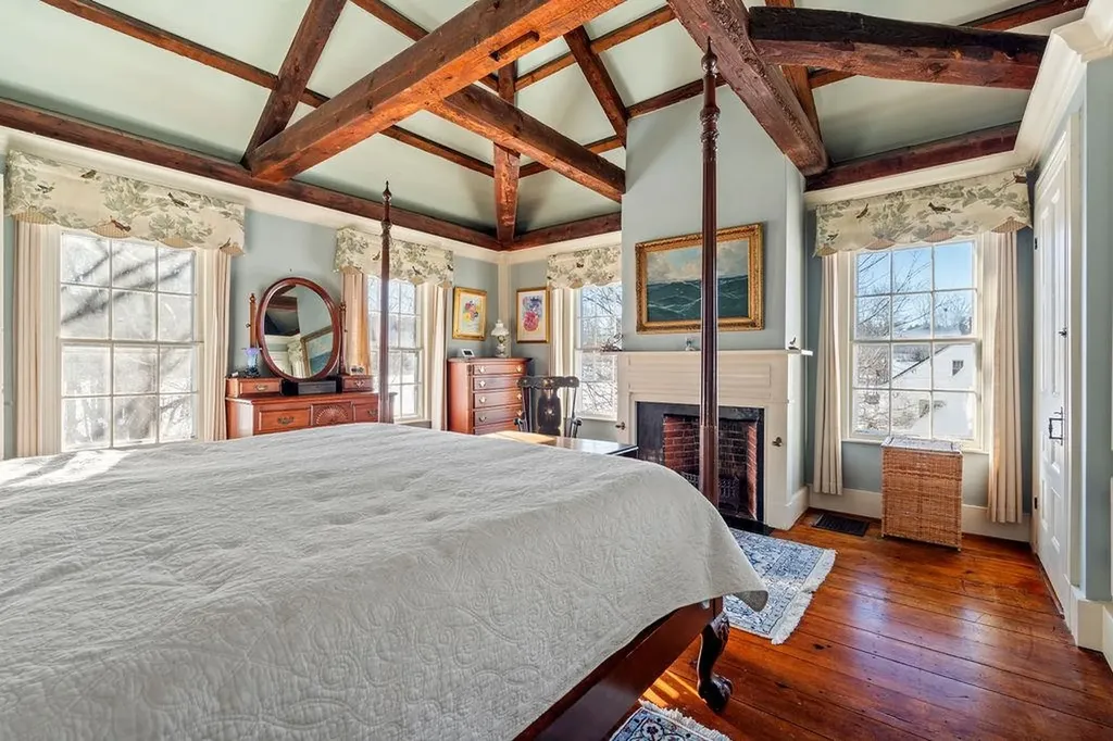 337 Middle Road Brentwood NH 03833