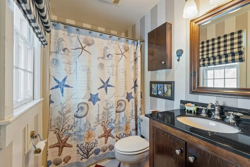 337 Middle Road Brentwood NH 03833