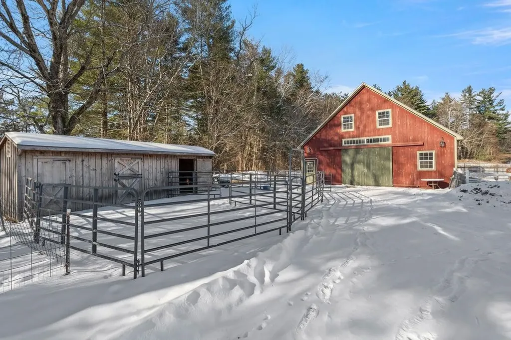 337 Middle Road Brentwood NH 03833