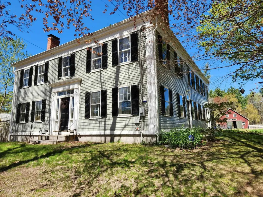 337 Middle Road Brentwood NH 03833